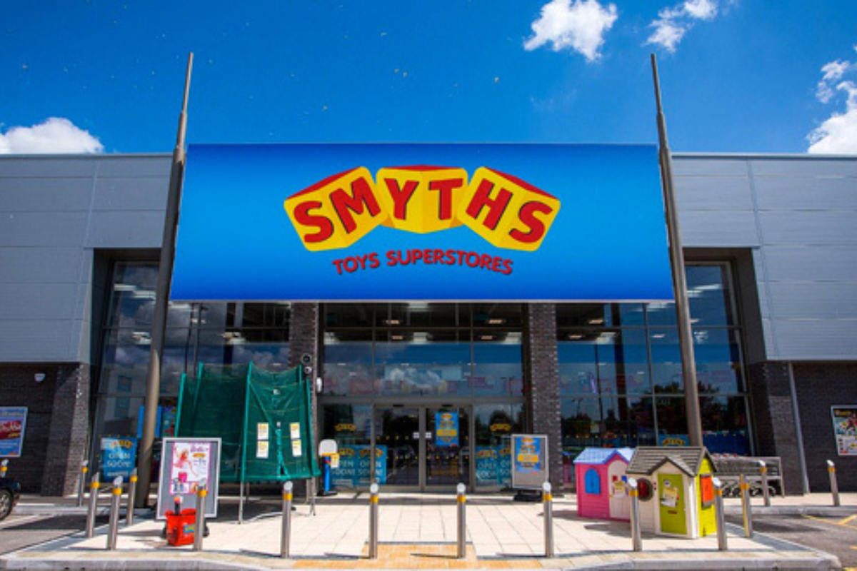 The new Smyths Toys Superstore that opened in Weston-Super-Mare throws a party (By Jaiden, 13)