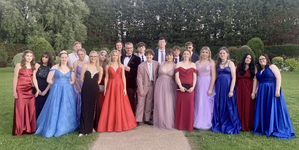 Glitz and glamour at school prom