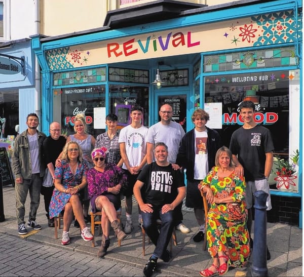 Peter Andre talks of mental health as inspirational Revival Food & Mood café featured on TV​​​​​​​​​​​​​​​​