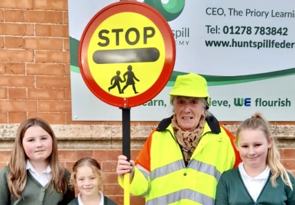 Pupils and families are celebrating after the appointment of a new crossing patrol lady – the first since 2020