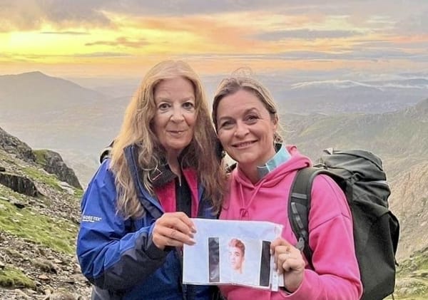 NEARLY £1000 has been raised for a fast expanding mental health charity after fundraisers trekked up Snowdon.