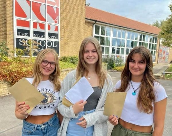 Fantastic results day as students celebrate at thriving Sixth Form
