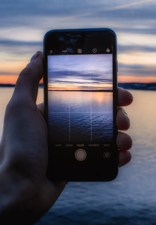 iPhone is lost in ocean by paddleboarder - but miraculously scuba diver finds it the next day