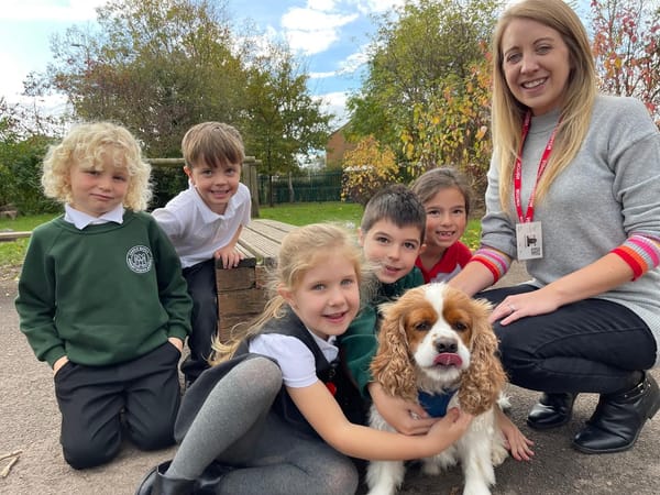 Jeffrey meets 60 pupils for their animal learning project