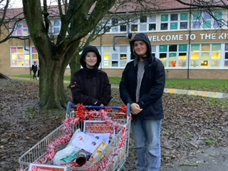 Big hearted students unite to fill hearts and foodbanks at Christmas (By Zoe, 15)
